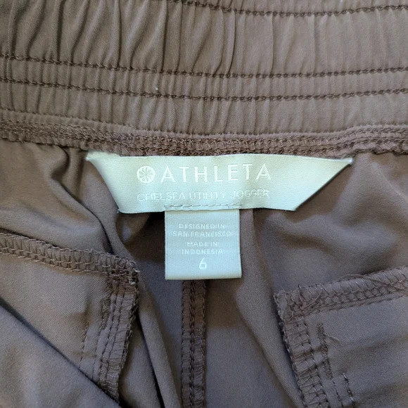 Athleta Chelsea Utility Jogger Elastic Waistband - Picture 2 of 11